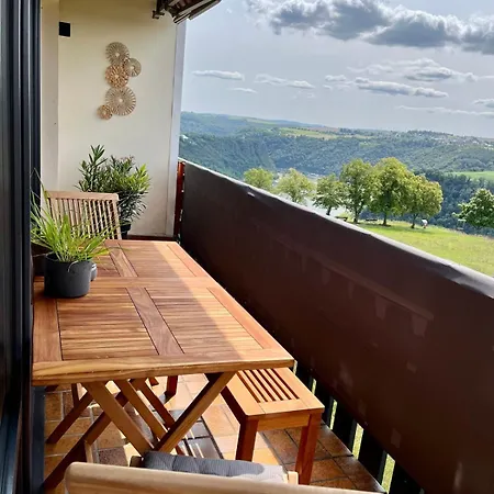 Panorama-apartment Mit Rhein-, Loreley- Und Burgenblick Direkt Am Rheinsteig